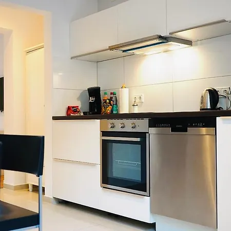 Haus Im Gruenen Fuer 6 Personen-3 Schlafzimmer- 3 Baedern -Waschmaschine-Grosse Terrasse- Vollausgestattete Kueche Wolfsburg Exterior photo