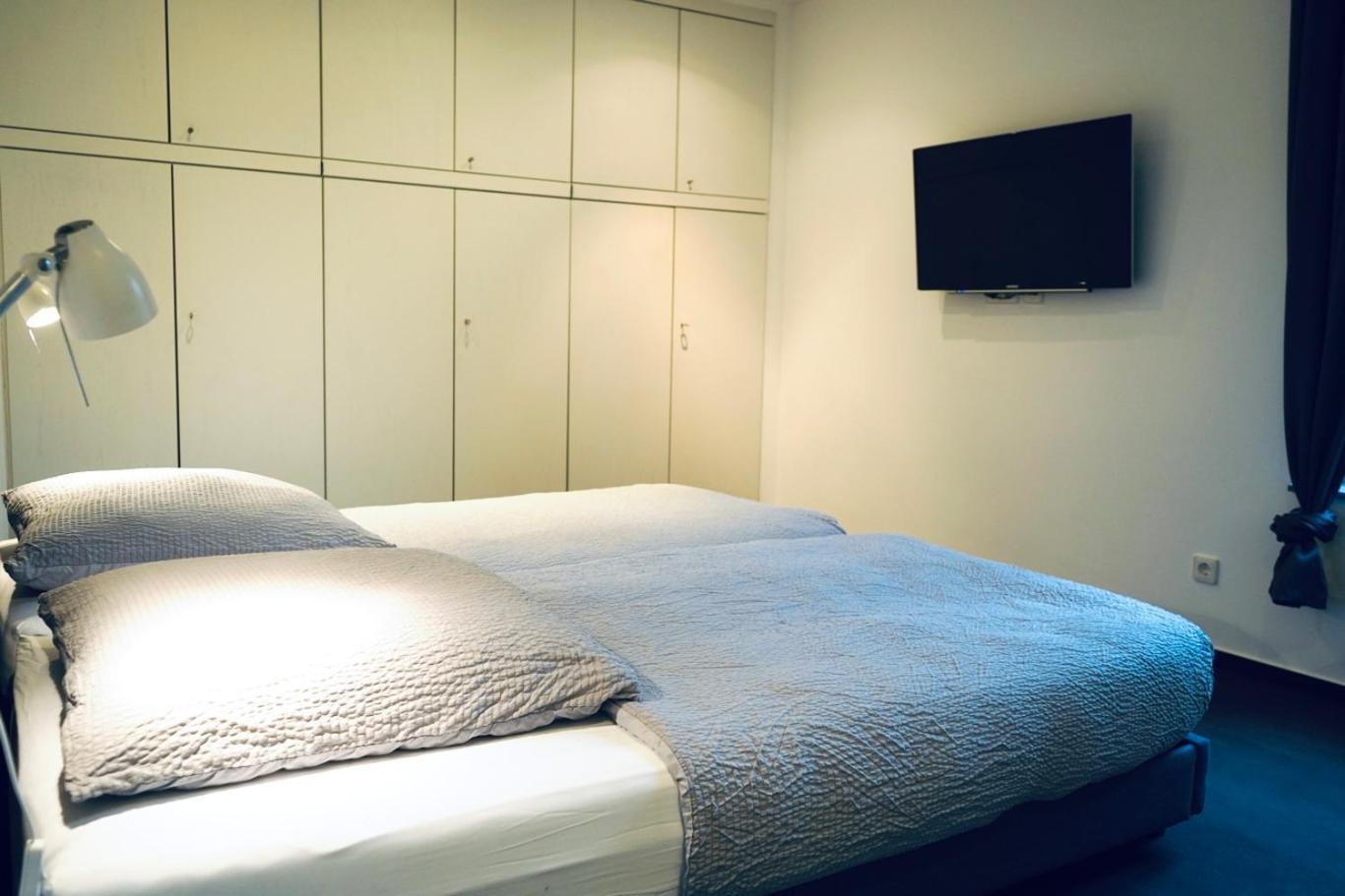 Haus Im Gruenen Fuer 6 Personen-3 Schlafzimmer- 3 Baedern -waschmaschine-grosse Terrasse- Vollausgestattete Kueche