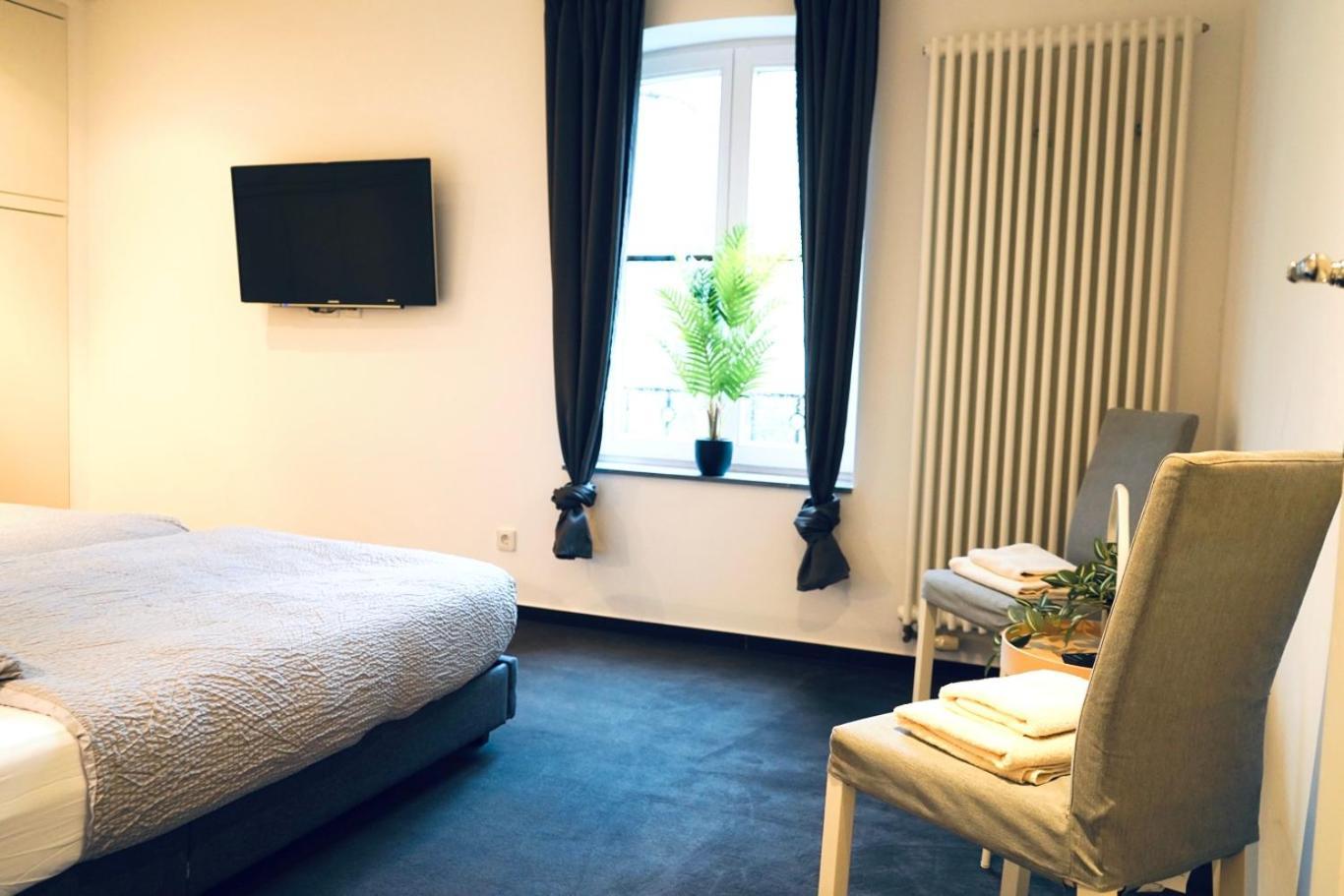 Haus Im Gruenen Fuer 6 Personen-3 Schlafzimmer- 3 Baedern -waschmaschine-grosse Terrasse- Vollausgestattete Kueche Wolfsburg