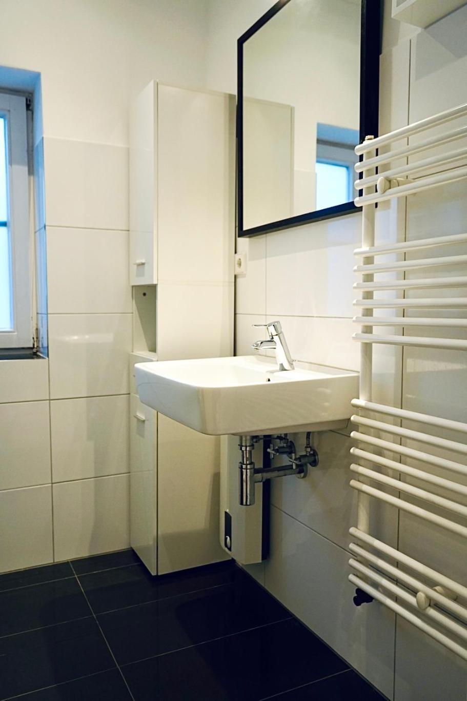 Haus Im Gruenen Fuer 6 Personen-3 Schlafzimmer- 3 Baedern -waschmaschine-grosse Terrasse- Vollausgestattete Kueche *