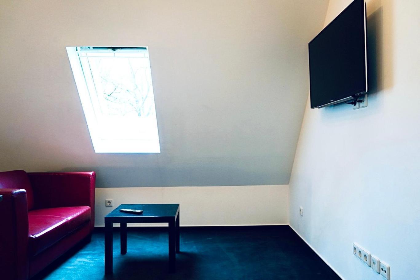 Haus Im Gruenen Fuer 6 Personen-3 Schlafzimmer- 3 Baedern -waschmaschine-grosse Terrasse- Vollausgestattete Kueche