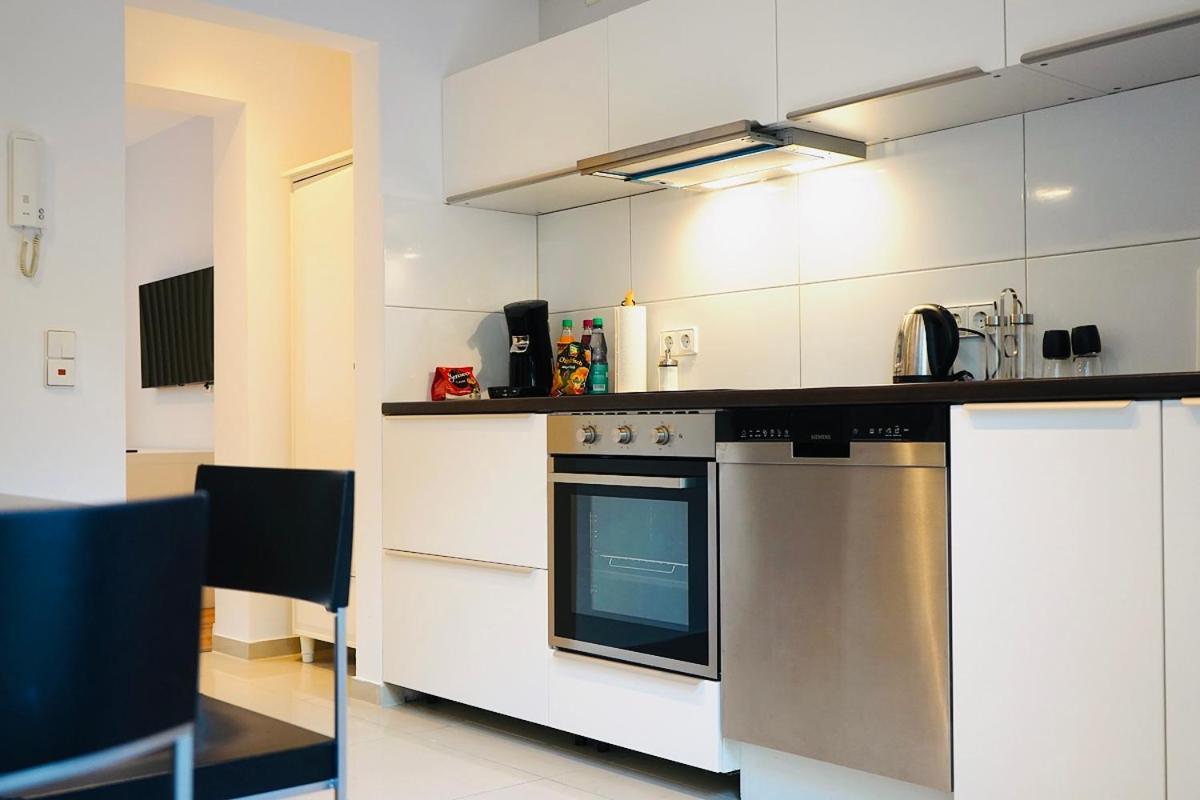 Haus Im Gruenen Fuer 6 Personen-3 Schlafzimmer- 3 Baedern -waschmaschine-grosse Terrasse- Vollausgestattete Kueche * Wolfsburg